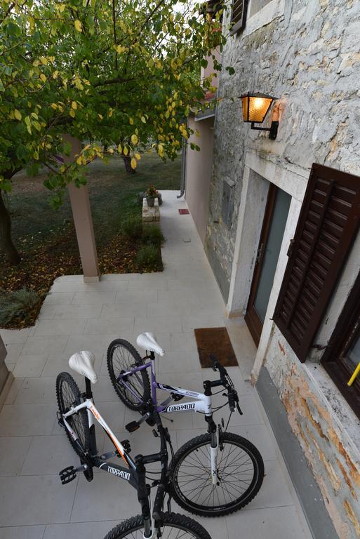 Holiday Home Brhanici Svetvincenat Exterior photo